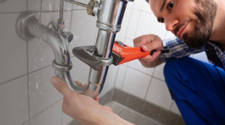 Professional same day plumber services in Harrisburg, IL